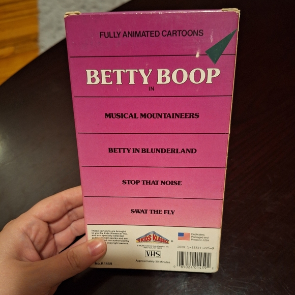 Betty Boop VHS Tape - Picture 2 of 5